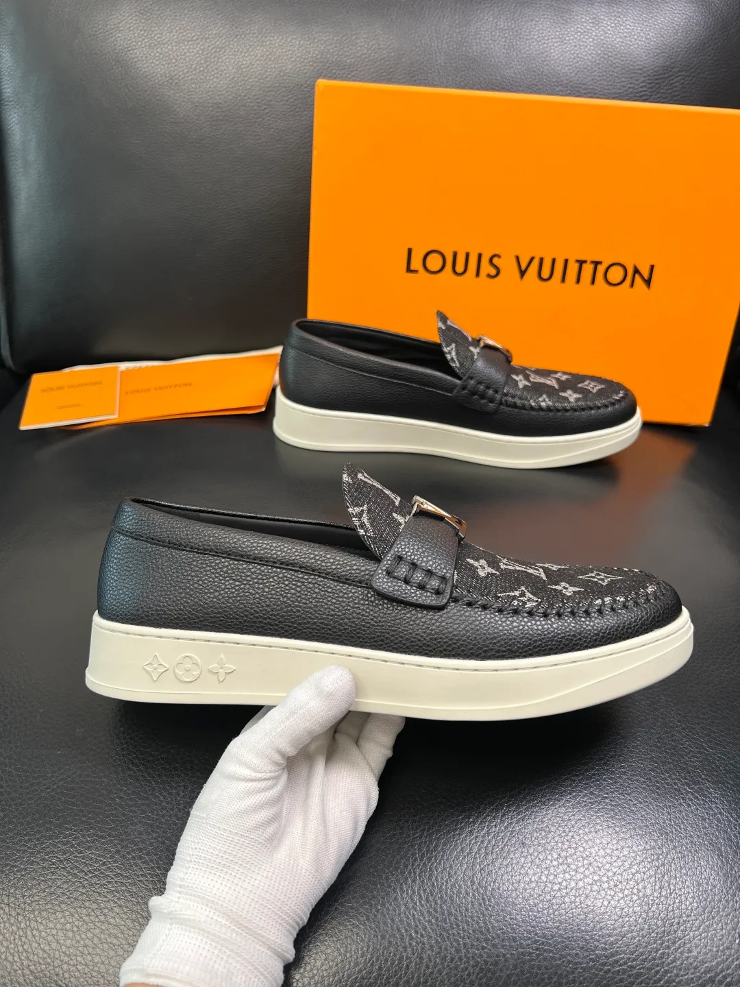 Men's shoes 💰720 Lv high quality top crafts Louis Vuitton, sports sneakers counter synchronization, uppers imported from Italy, high quality splicing colorful complex crafts, imported mesh pads soft and comfortable, soles: original soles specially provided by the original factory, T men's shoes 💰U exclusive movable molded soles super comfortable, original factory single goods, code number 38-44 (customized 45)
